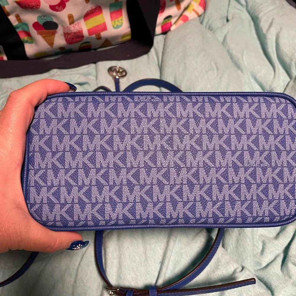 Michael Kors royal blue / purple Monogram Satchel - Picture 4 of 6